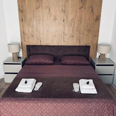 Central Luxury Apartment Yaş Dış mekan fotoğraf