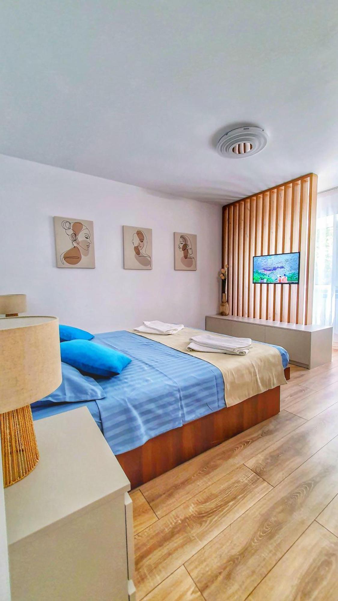 Central Luxury Apartment Yaş Dış mekan fotoğraf