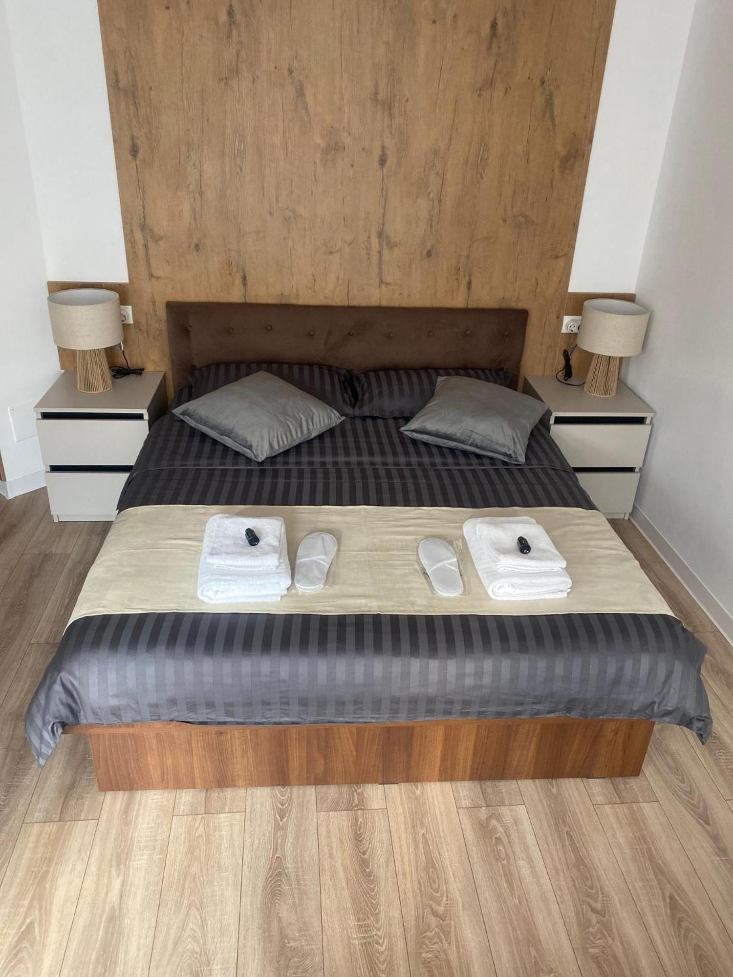 Central Luxury Apartment Yaş Dış mekan fotoğraf